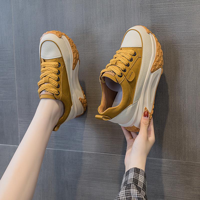 Dad shoes leather surface burst autumn women 2025 new retro lightweight inner height increase casual sports shoes platform single shoes