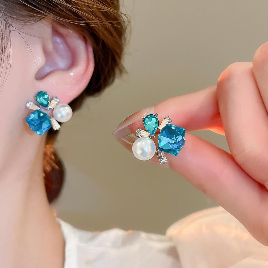 Silver needle flower oil drip diamond stud earrings summer small fresh blue earrings fashionable versatile high sense earrings women