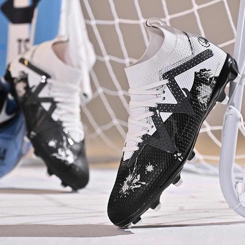 Men's Football Shoes Professional Sports Shoes Men's Long Nail FG Outdoor Sports Cleats Training Shoes Anti Slip Shoes
