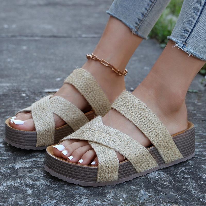 Large Size Casual Sandals Women's New Flat-bottomed Thick-soled Cross-woven Solid-color Sandals