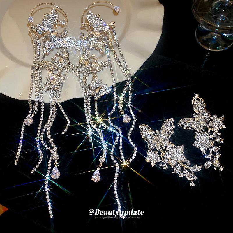 Ear Cuff a Forma di Farfalla con Nappe e Strass - Non Richiede Foratura