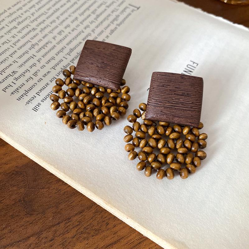 Gold-Plated U-Shaped Resin Ear Cuffs: Retro Y2K High-End Autumn & Winter Earrings