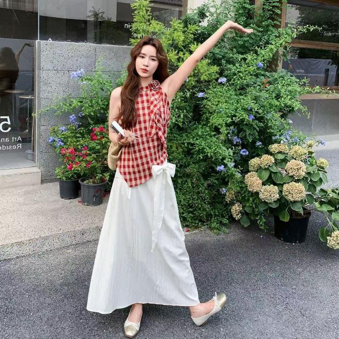 Women s Summer Red Plaid Halter Tank  Beige Skirt Set M