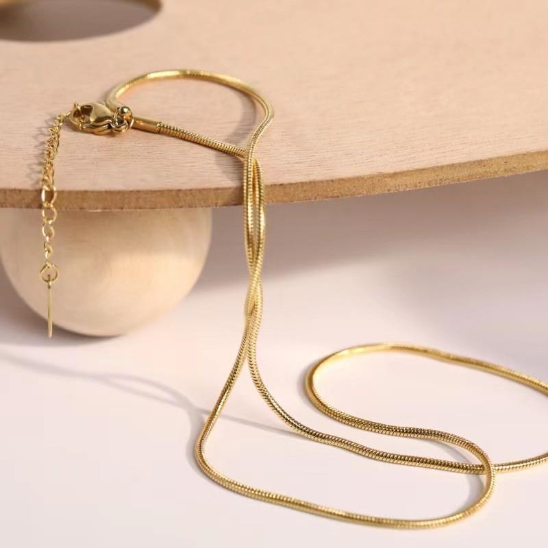 Stainless Steel Gold Plated Chain Necklaces | Dainty Figaro Link Twist Chain Chokers | Waterproof Hypoallergenic Jewelry for Wom