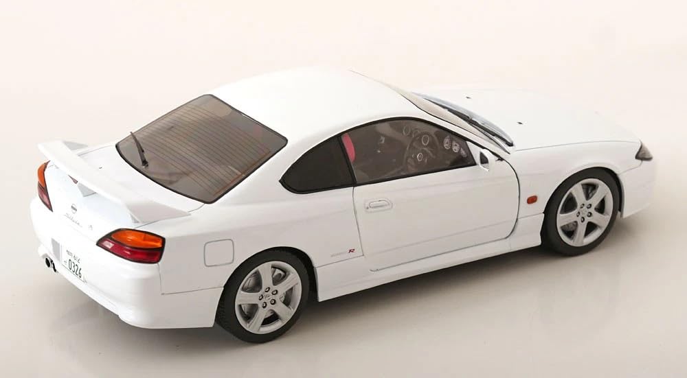 SOLID O 1/18 Scale Nissan Silvia S15 SPEC-R Aero 1999 Aspen White Diecast Model Car [Parallel Import]
