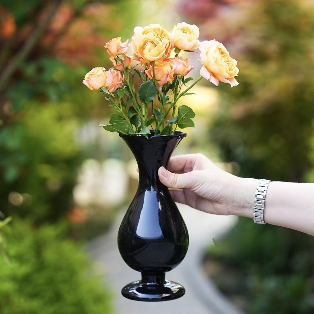 French-style Colored Transparent Glass Vase for Hydroponic Flower Arrangement Suitable As Dining Table Home Decorative Item