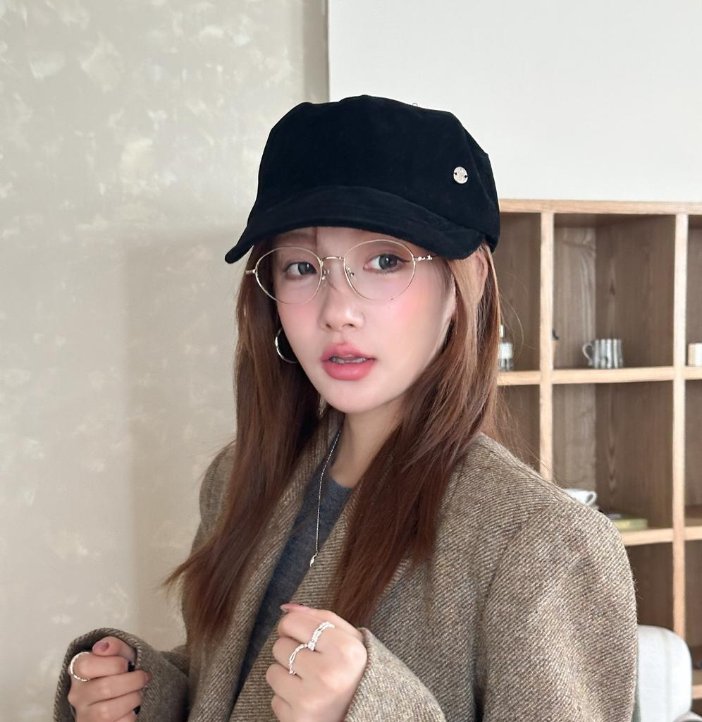Retro old suede flat top equestrian hat women's autumn and winter British beret fashion casual face peaked cap