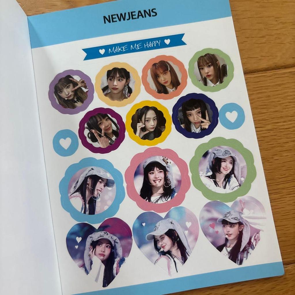 [USED] Newjeans Sticker Book