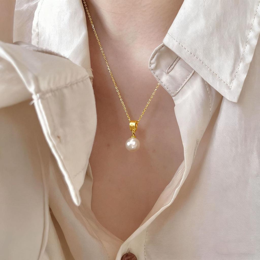 French Light Luxury Exquisite Square Diamond Round Pearl Pendant Clavicle Necklace For Women