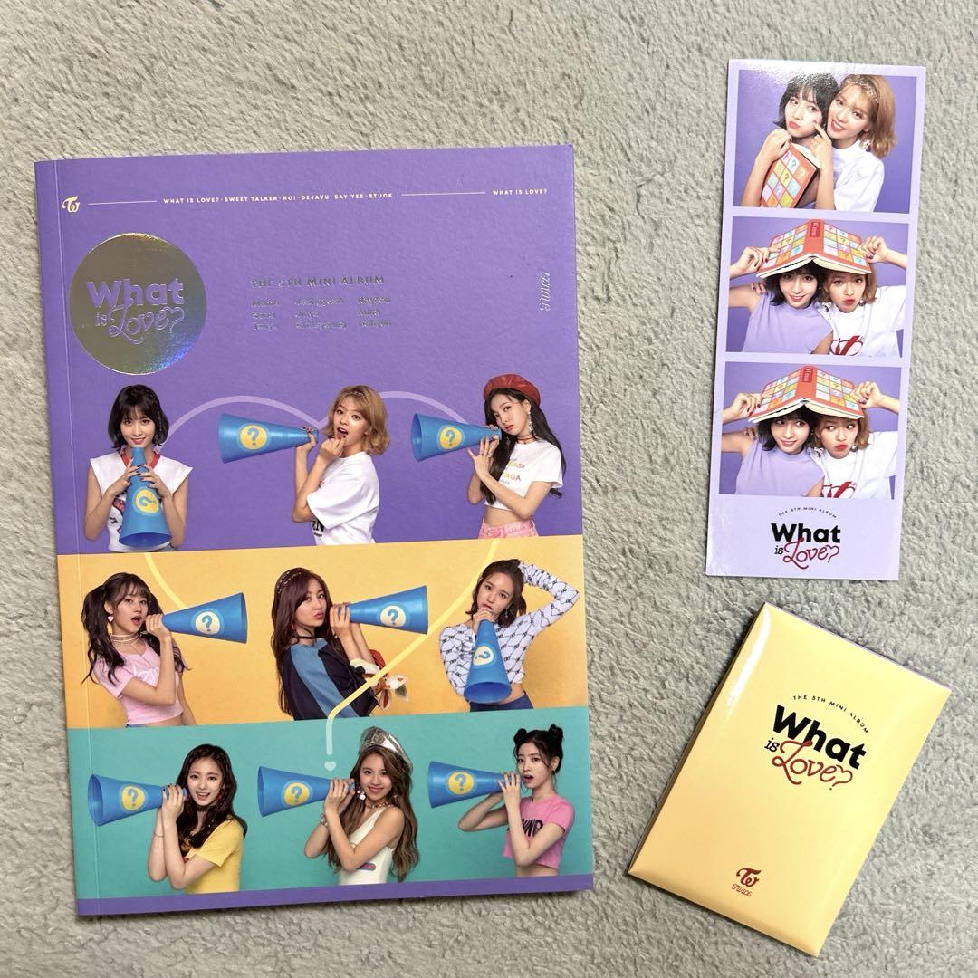 

[USED] TWICE what is love Trading card included