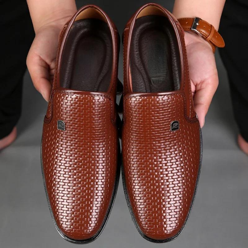 Spring Men Loafers Leather Men Shoes Summer Hollow Breathable Oxfords Man Casual Shoes Slip on Formal Dress Shoes for Man