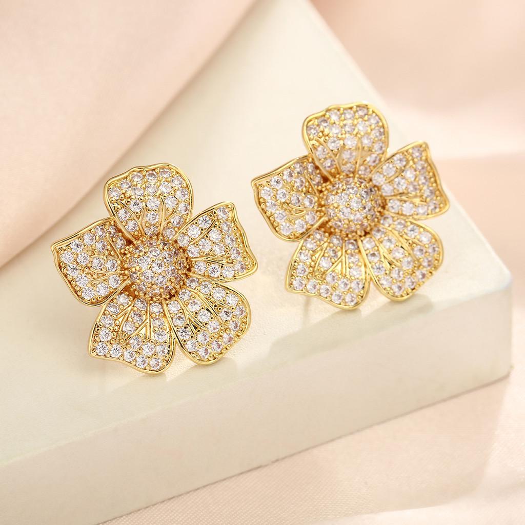 Geometric Pearl Drop Earrings With Cubic Zirconia For Elegant Women