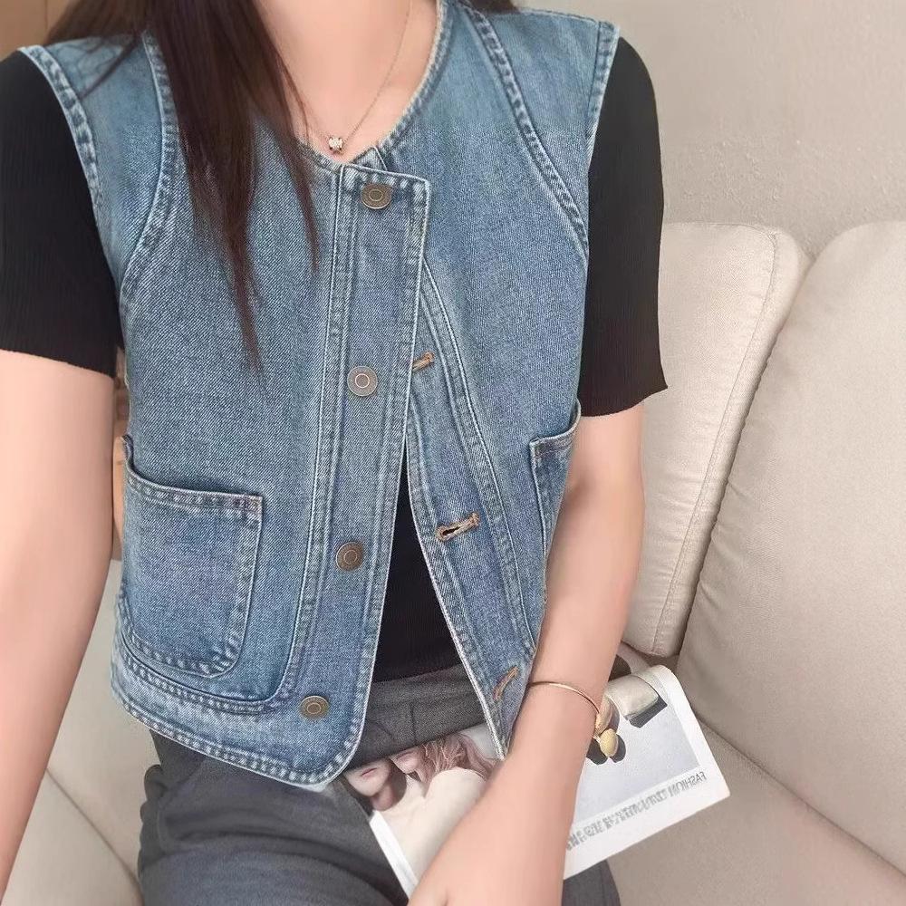 Cowboy Vest for Spring and Summer Loose Fitting Short Sleeveless Casual Vest for Autumn