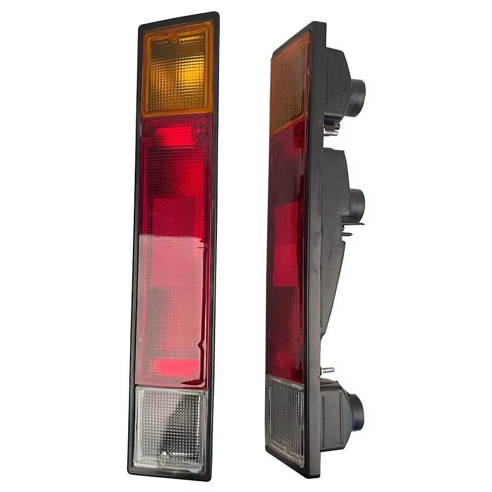 Car Tail Light for Toyota Liteace Truck Rear Lamp cm31 Yearly 1987 to 1993  81561-95711 серебряный