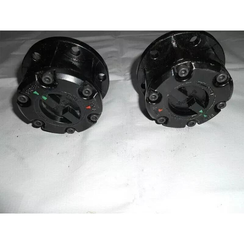 Sada originálních manuálních uzamykatelných nábojů a volnoběžných nábojů pro Jeepy Willys CJ1948-1971