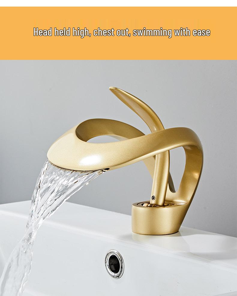 High-End European Style Brass Waterfall Basin Faucet in Golden Finish for Luxury Hotels and Villas