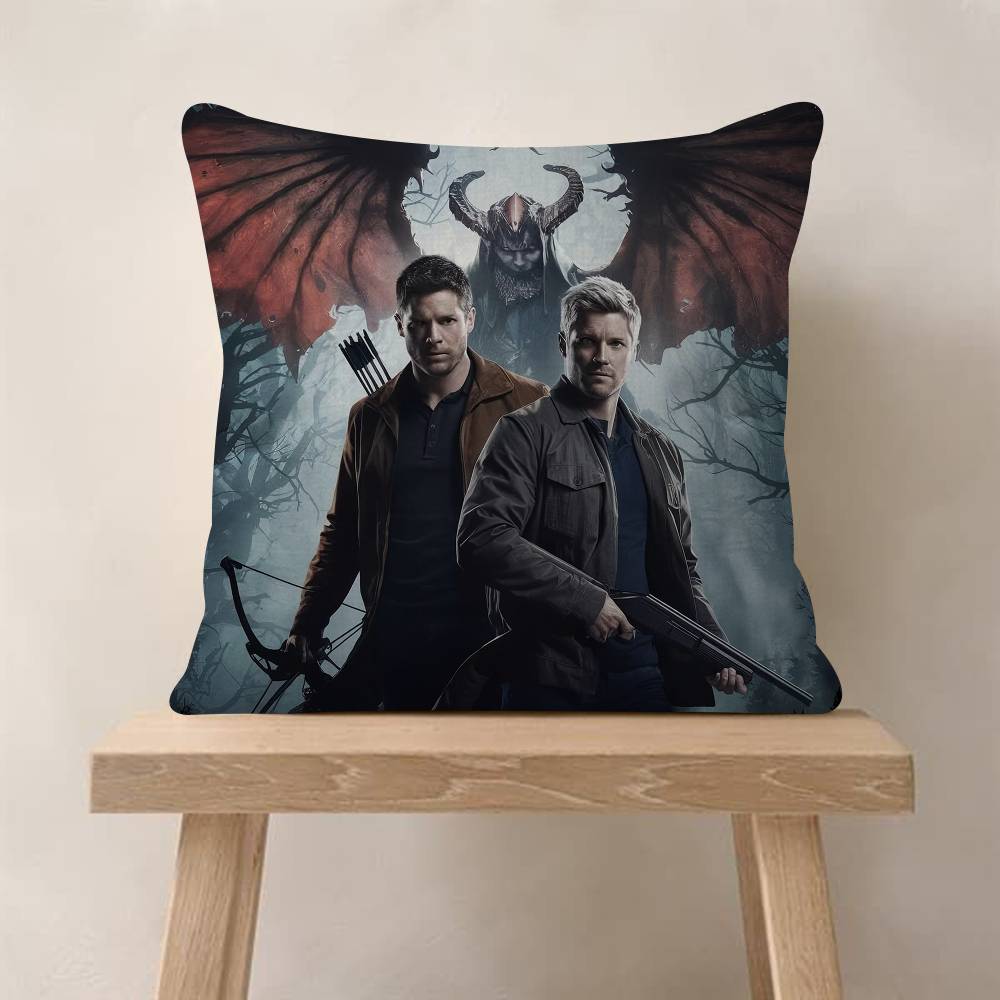 1PC TV Play Series Supernatural Maple Design Cushion Cover Happy Autumn Harvest Decor Holiday Decorati Pillow Cover