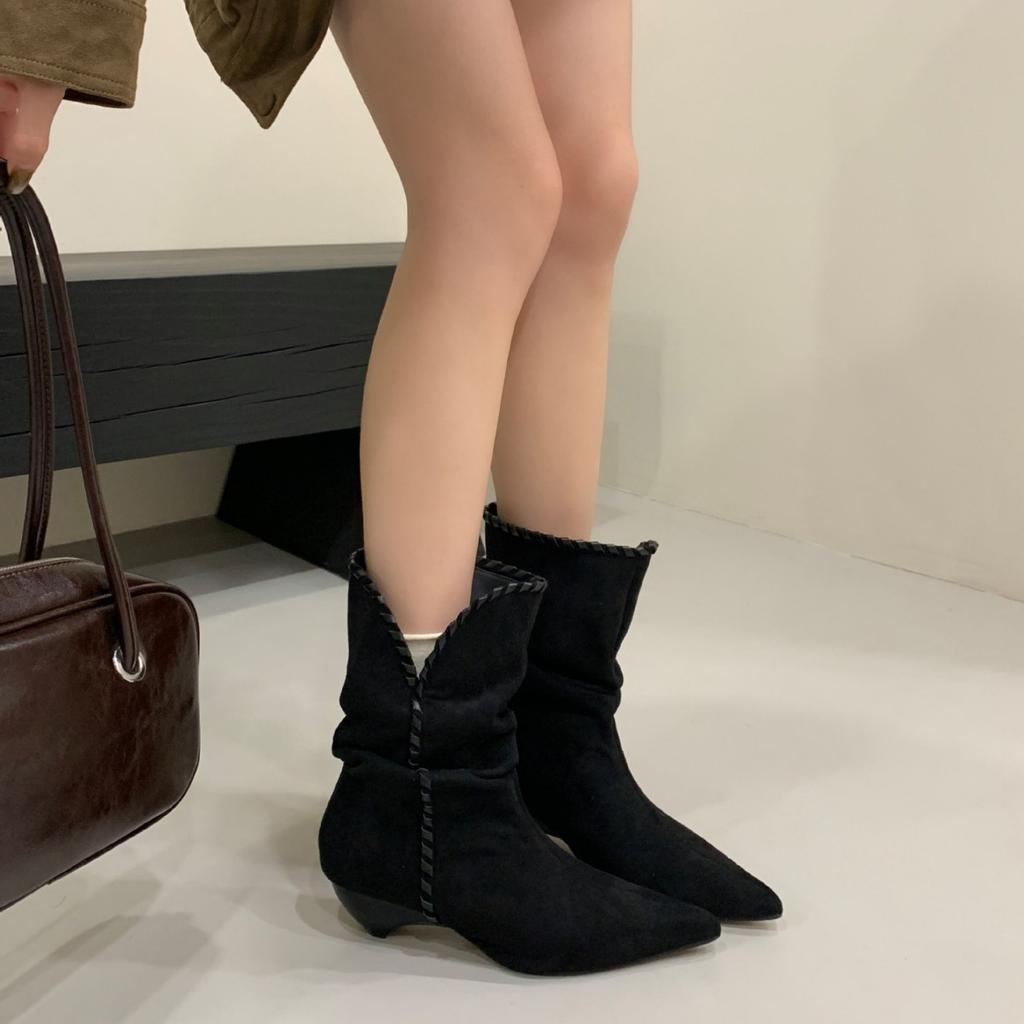 2025 Pointed Short Boots Women's Thick Heel Short Tube Thin Boots European and American Style Khaki Matte Suede Stacking Boots