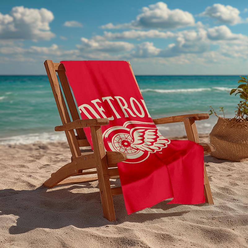RedWings Fashion Beach Towel: Ideal for Summer Adventures Soft, absorbent and quick drying suitable for swimming and bathing