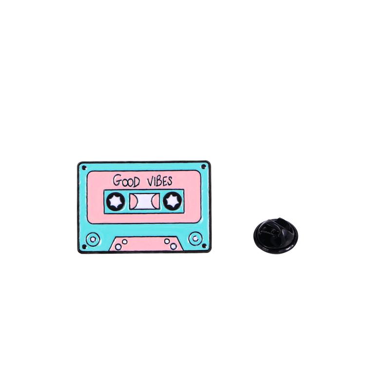 New 90s Vintage Series Enamel Brooches Retro Camera Tape Phonograph Record Telephone Shaped Lapel Pins