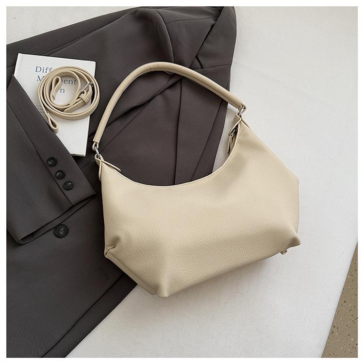 Large capacity dumpling bag women's Korean version retro fashion shoulder bag 2025 autumn and winter niche high-end versatile armpit bag