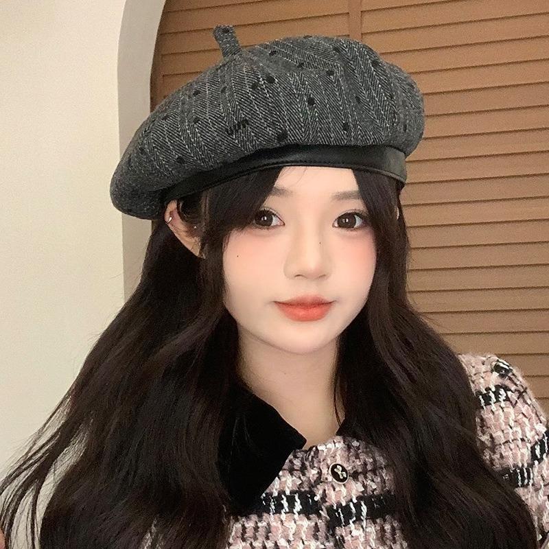 Autumn Hat Women's Retro Versatile Polka Dot Beret Casual Octagonal Hat Outdoor Face Little Painter Hat