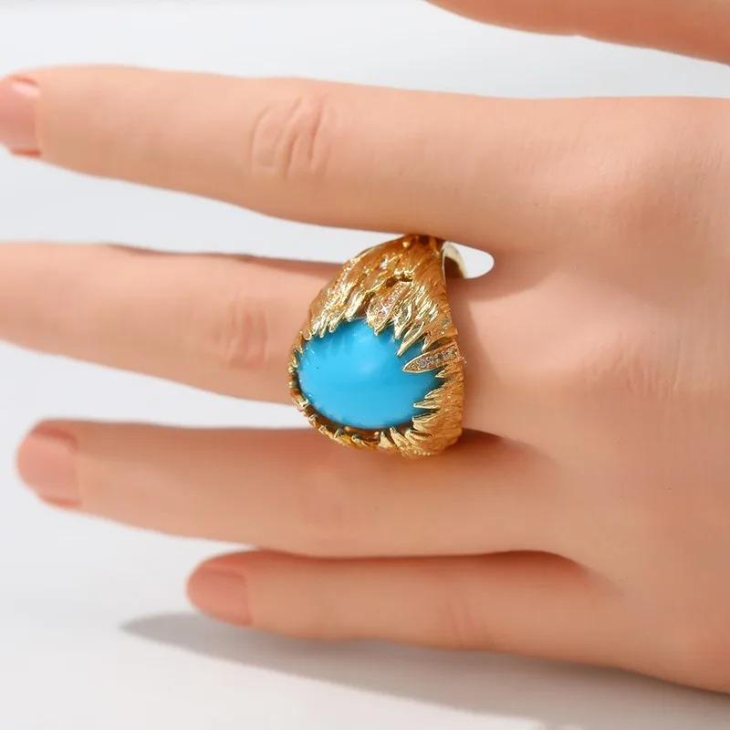 Vintage Inlaid Blue Sotne CZ Women's Ring Geometry Gold Color Hand Carving Daily Wear Party Jewelry Anniversary Gift