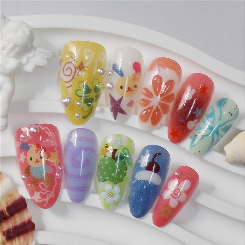 Uñas de Flor de Dibujos Animados Hechas a Mano de 10 Piezas - Dulce, Brillantes, Diseño de Alta Gama