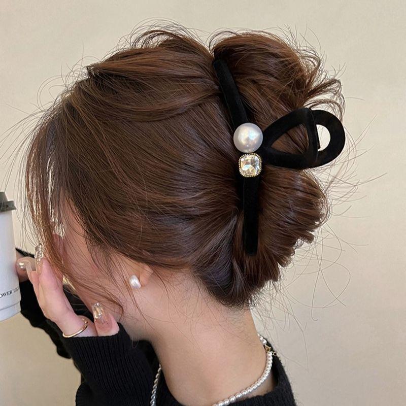

1pc Velvet Pearl Grasp Clip Large New Hairpin for Women, High Grade, Shark Clip Sparkling Diamond Hair Accessories