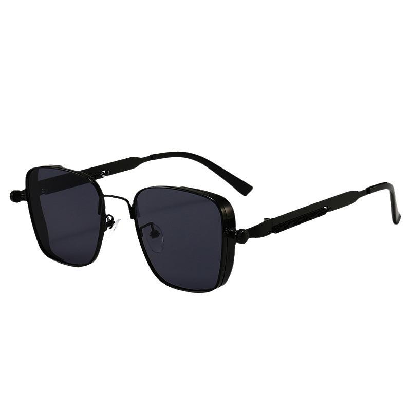 Retro Square Steampunk Metal Sunglasses for Men: Fashionable European & American Style
