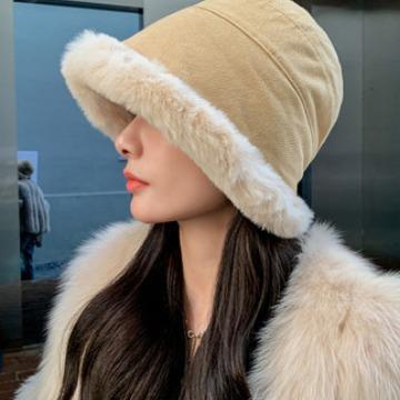 Hat Female Autumn and Winter Versatile Internet Celebrity Cashmere Lamb Wool Bucket Hat Casual Wide Brim Warm Plush Basin Hat Into