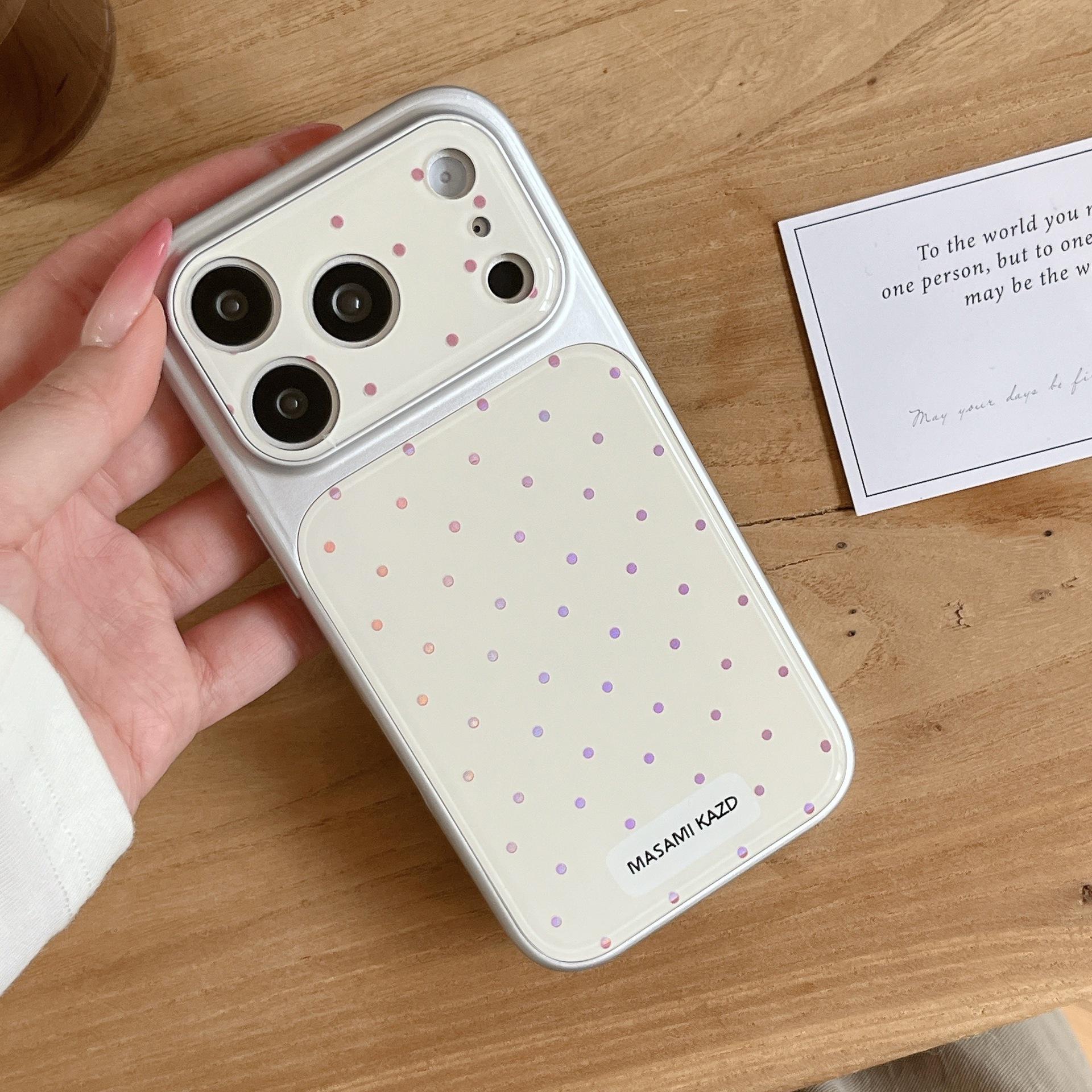 

Acrylic Ice Feel Gold Foil Apple Phone Case with Beige Base & Small Polka Dots Machined серебряный