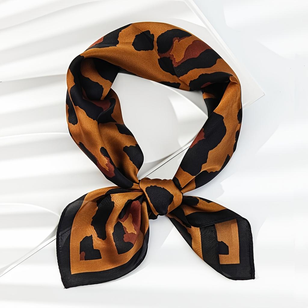 Klassischer Damen Schal mit Leopardenmuster Modisches Bandana Dünn Atmungsaktiv Sonnenschal Eleganter Stil Winddicht Kopftuch Quadratische Schals