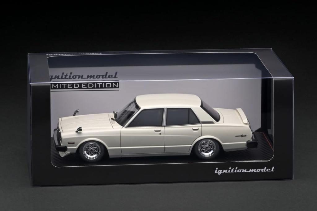 Ignition Model Toyota MarkII Sedan Grande White Finished Product IG3433 1/18 (MX41)