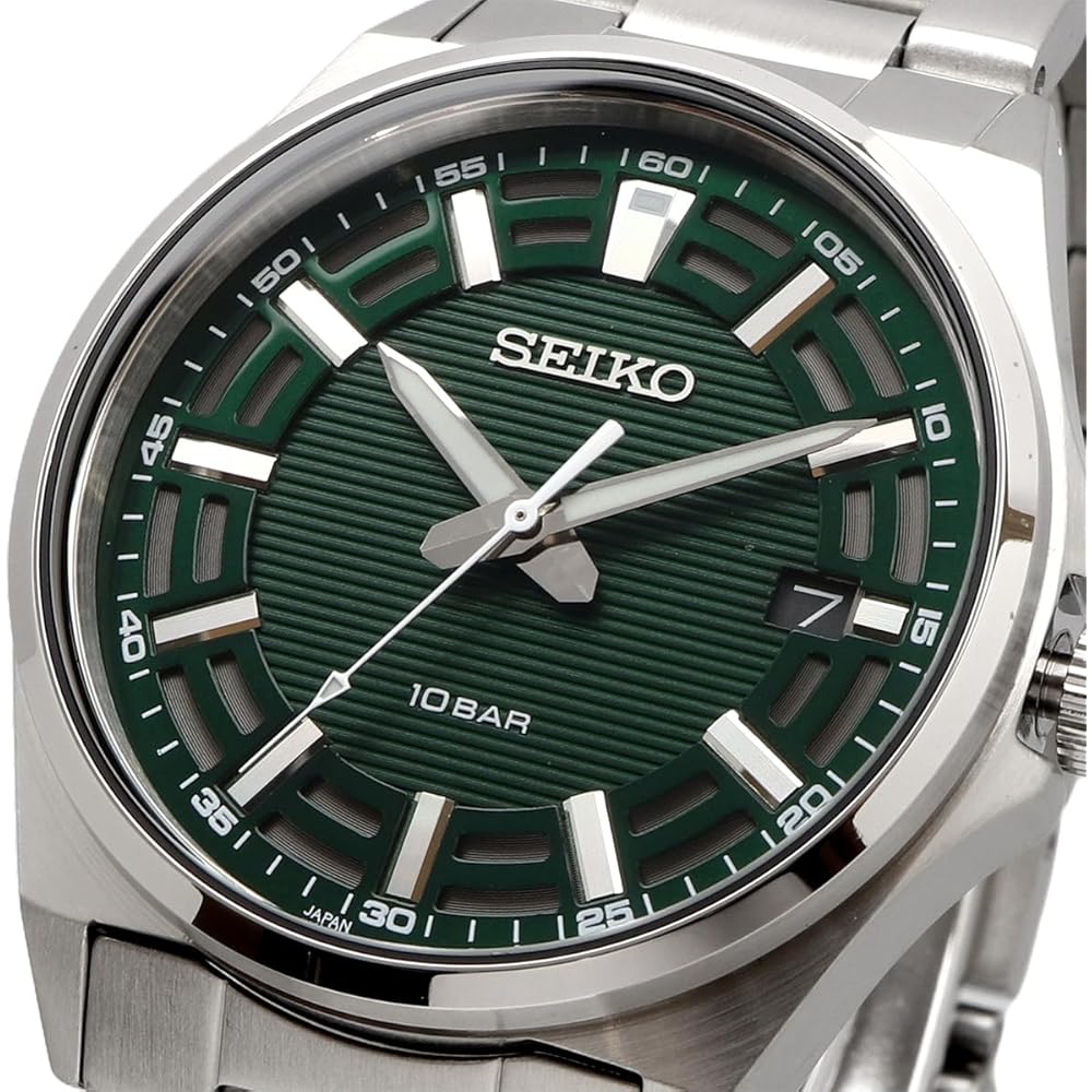 Seiko Quartz Men's Watch Green with Adjustable Band Tool Made in Japan