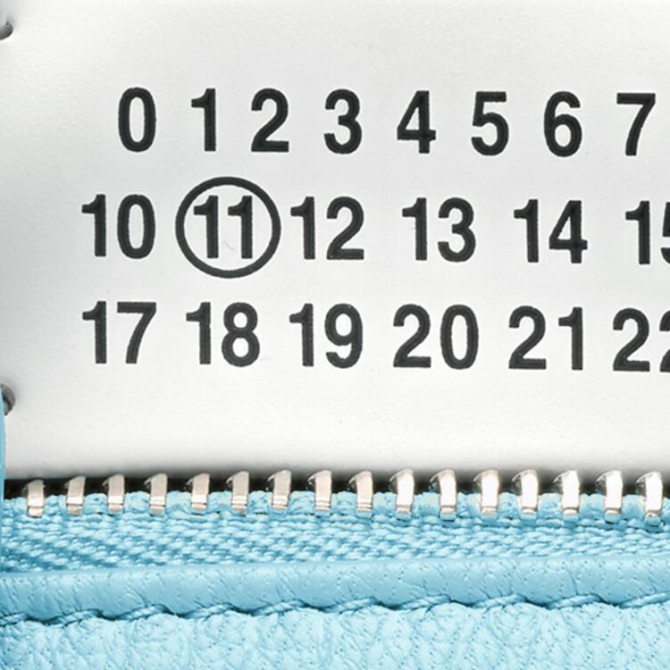 Maison Margiela 5AC Adjustable Chain Strap Zipper Closure Goat Leather Shoulder Bag Women Shoulder Bag Sky-Blue SB1WG0022P5348T6197