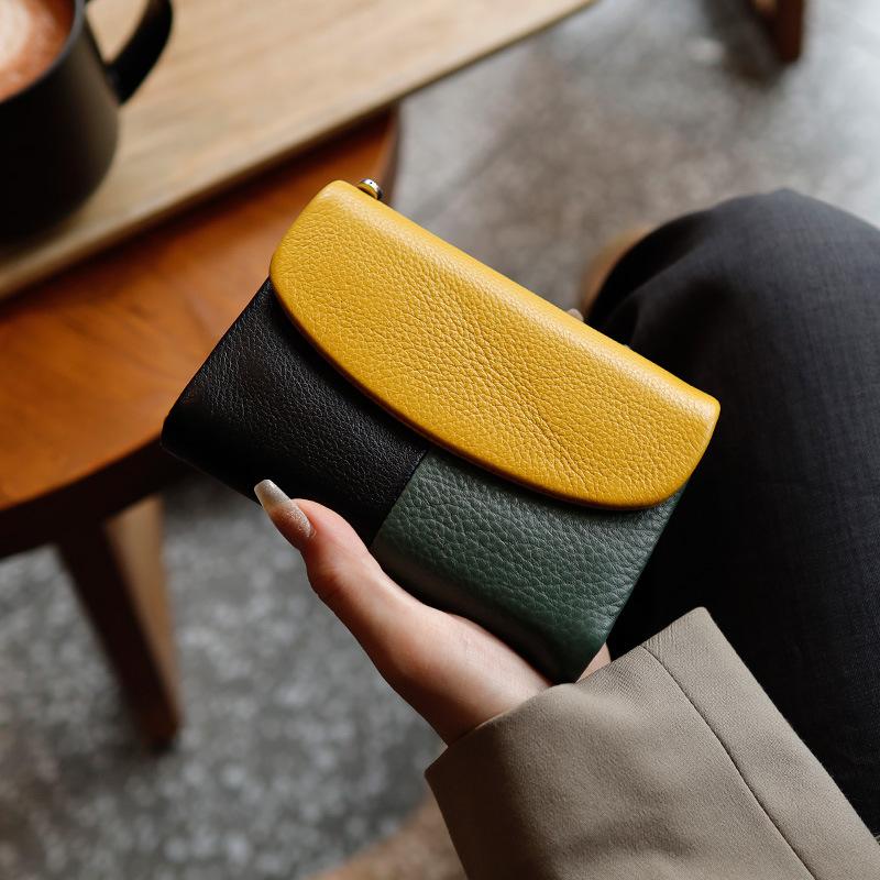 2026 Leather Women's Color-blocked Wallet, Large Capacity Top Layer Cowhide Wallet, Short Clutch