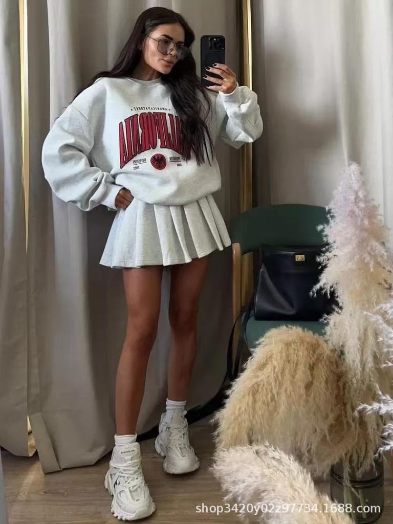 2024 Autumn/Winter Trendy Versatile Loose Fit European American Printed Round Neck Sweatshirt
