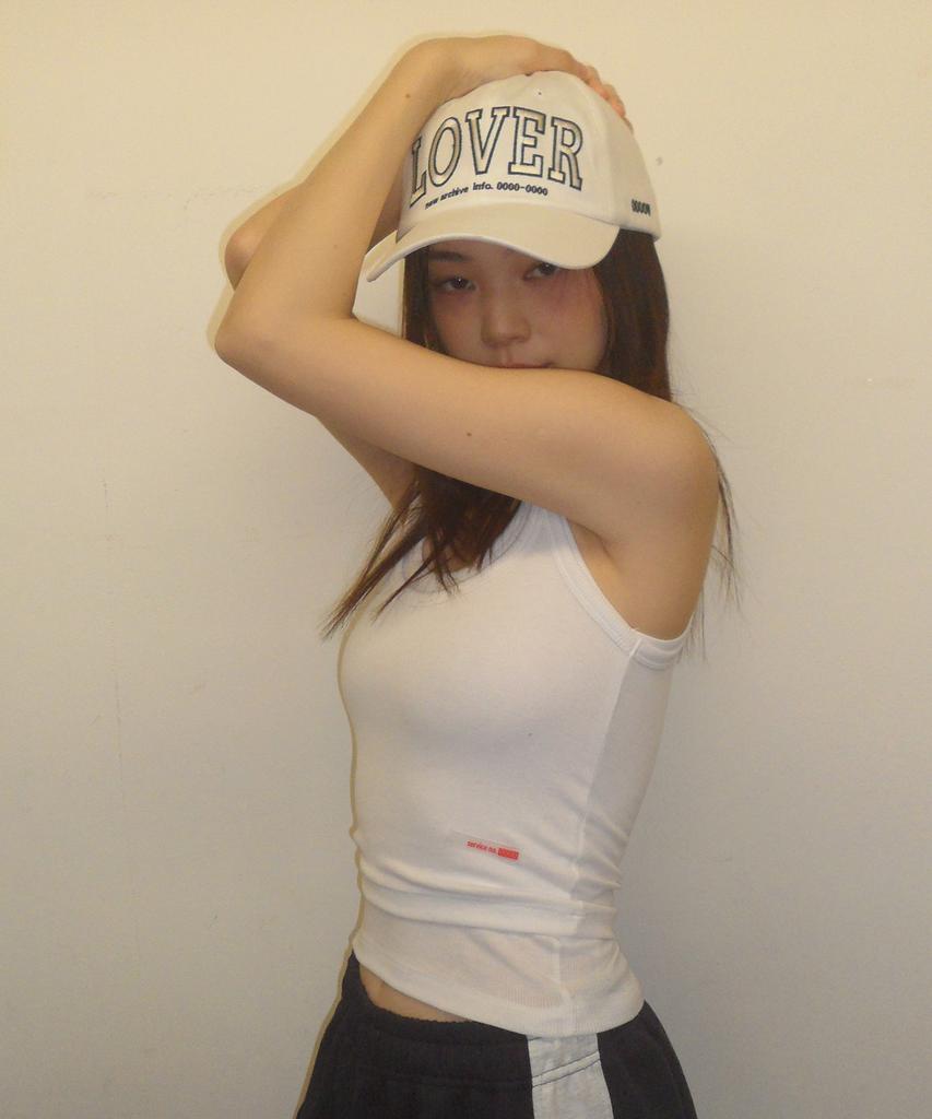 FOUR YOUNG Lover Cap