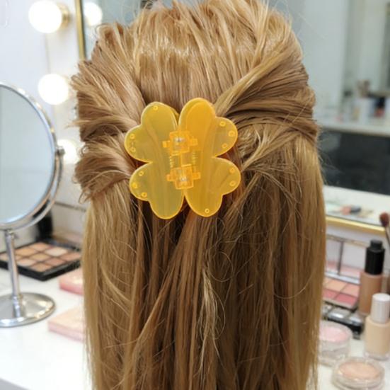 Magnetic Hair Claw Four Leaf Clover Shape Hair Clip No Slip Strong Hold Hair Claw Voluminous Style Hair Accessory
