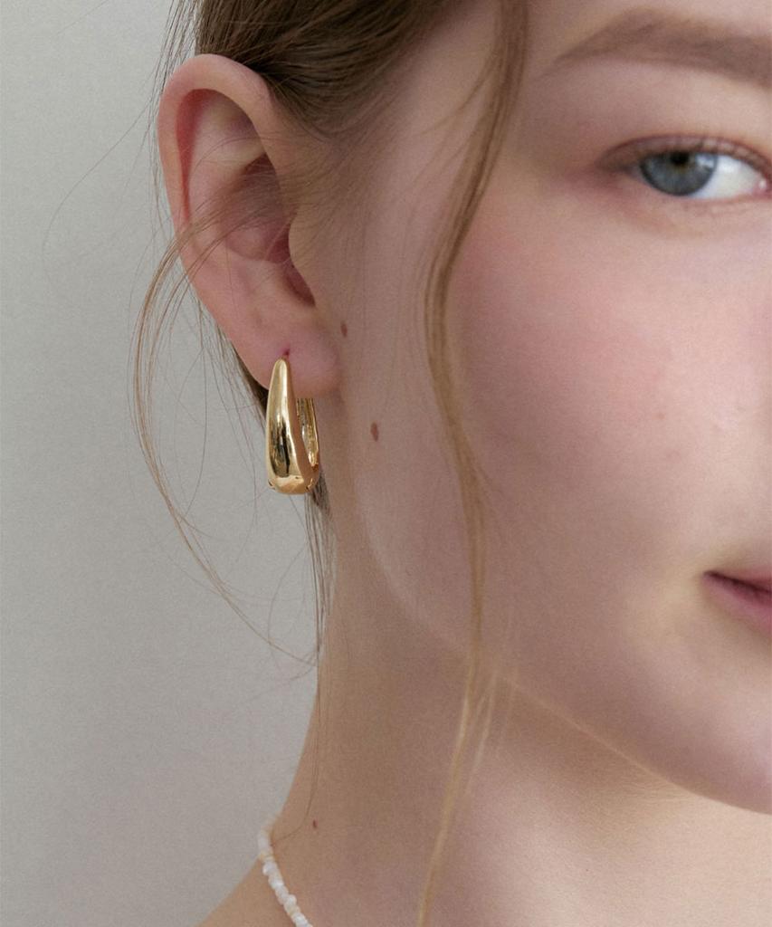 Halden Oval Curve One Touch Earrings (E067_Gold)