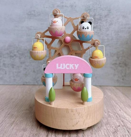 Christmas Festival Wooden Music Box: Creative Children's Toy and Home Decoration Craft, Perfect Birthday Gift