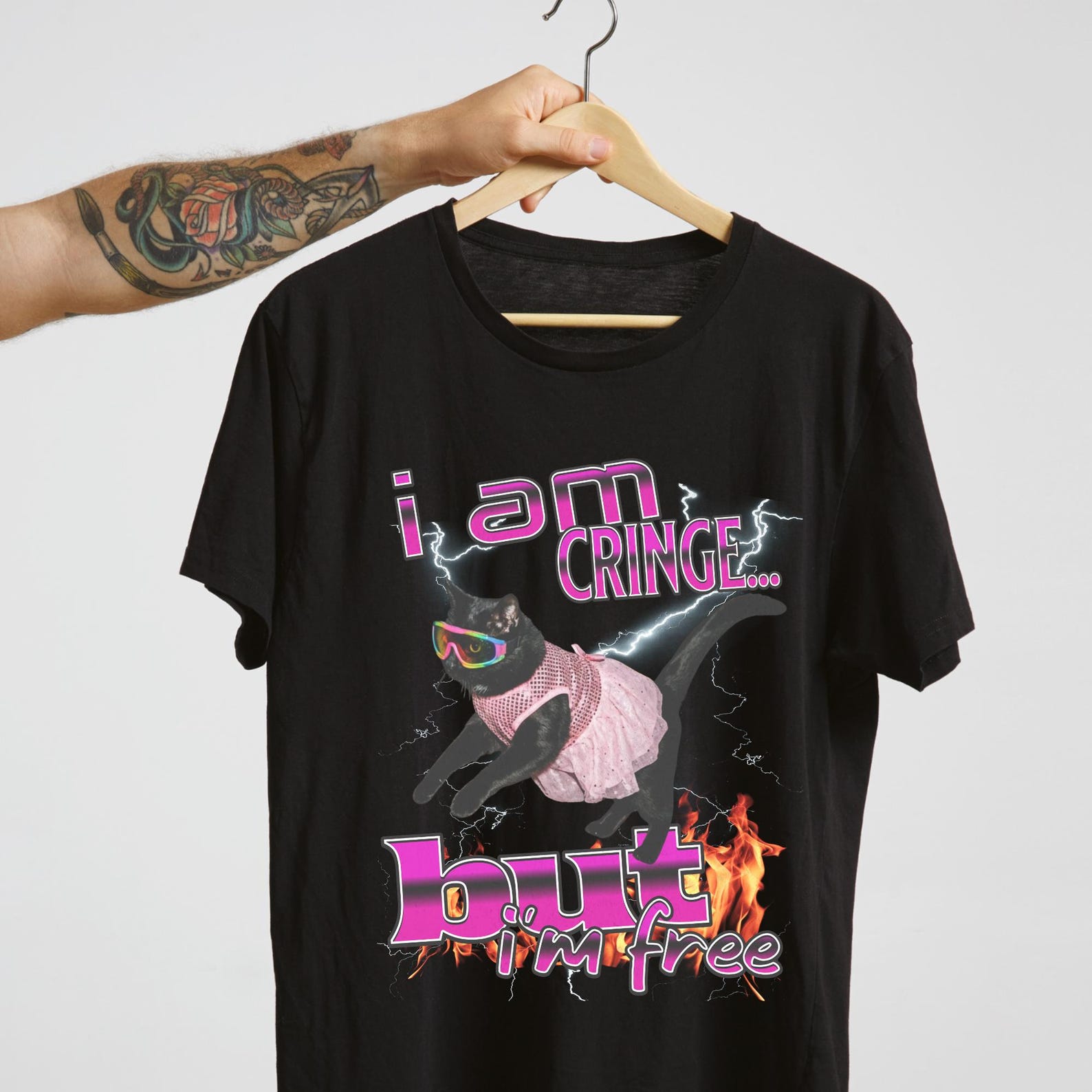 I Am Cringe But I m Free Shirt • Funny Cat Meme Tee • Vaporwave Aesthetic• Retro Internet Humor Graphic Tee,women,unisex. S