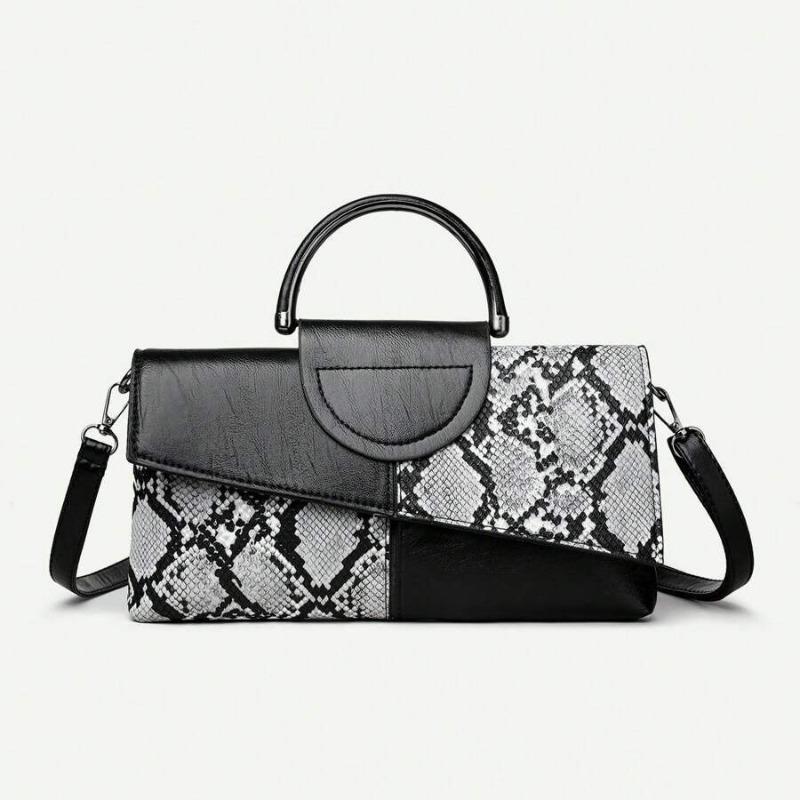 Wholesale Korean version personalized atmosphere clutch women's bag new fashion trend women's versatile handbag