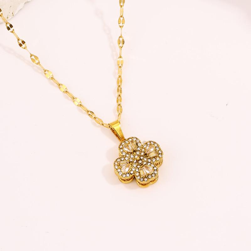 Necklace Light Luxury High Sense Niche Titanium Steel Necklace Trendy Brand Four-leaf Clover Rotatable Temperament Versatile Zircon Necklace Women