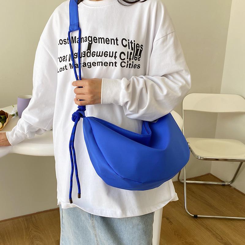 Casual Versatile Nylon Cloth Small Bag 2025 New Simple Large-capacity Messenger Bag Fashionable One-shoulder Dumpling Bag Women