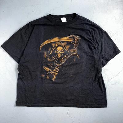 Tops – T-Shirts