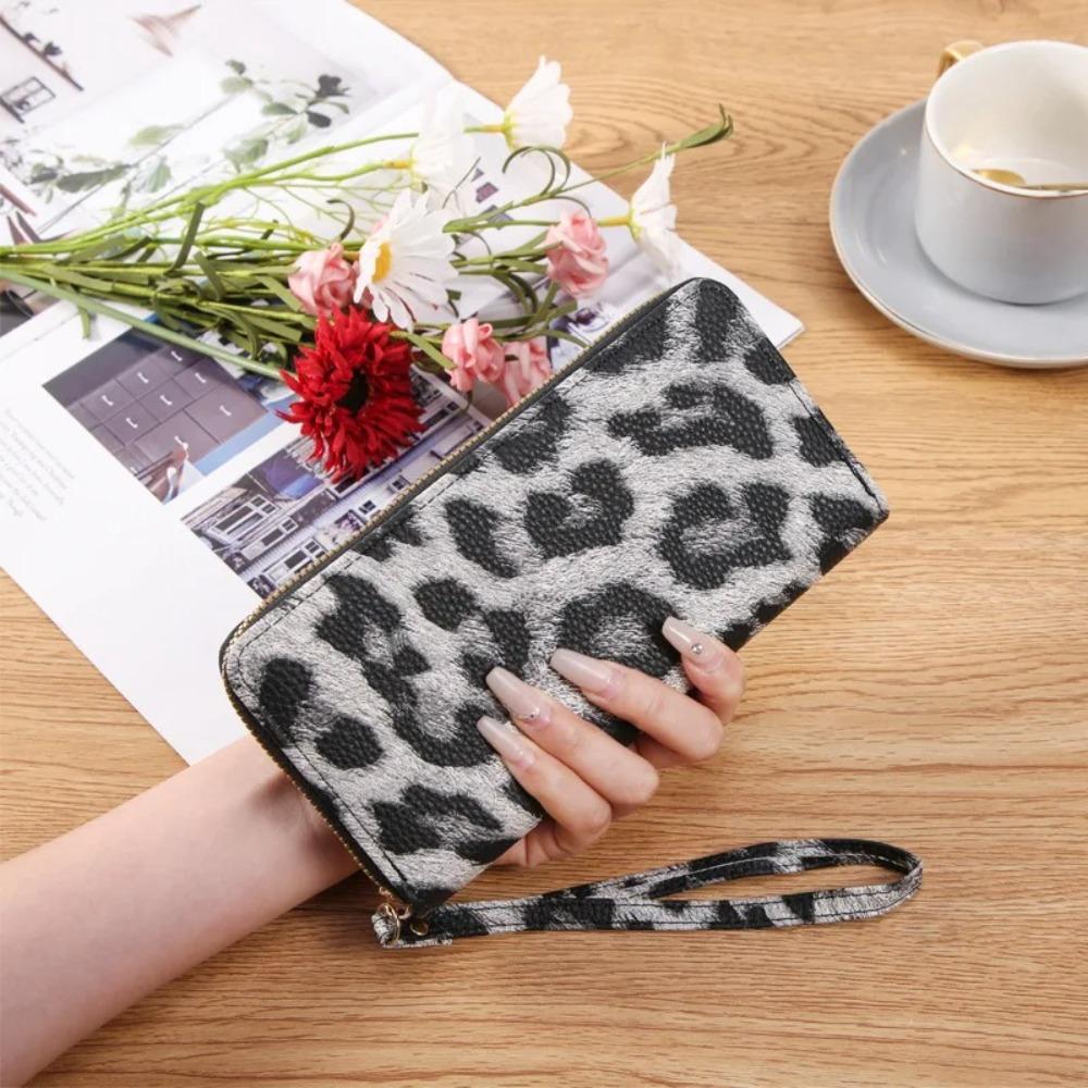 New Leather Leopard Print Wristlet Wallet Long Vintage Credit Card Wallet Zipper Coin Pocket Women