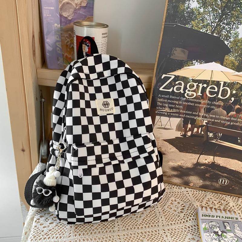 Korean fashiinsCheckered Backpack, Casual and Versatile, Suitable for Junior High and High School Girls, Stylish School Bag