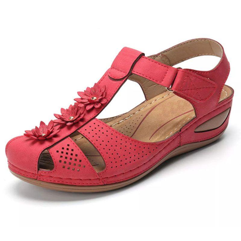 Women's Round Toe Wedge Heel Sandals Stylish Closed Toe Design With Non-slip Feature